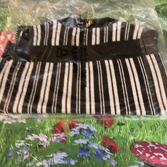 Beetlejuice × Unique Vintage Black & White Stripe Crop Sweater Vest, M/L, NWT - Picture 12 of 12